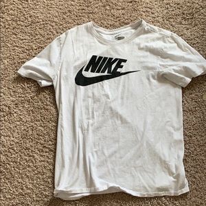 Men’s Nike T-Shirt